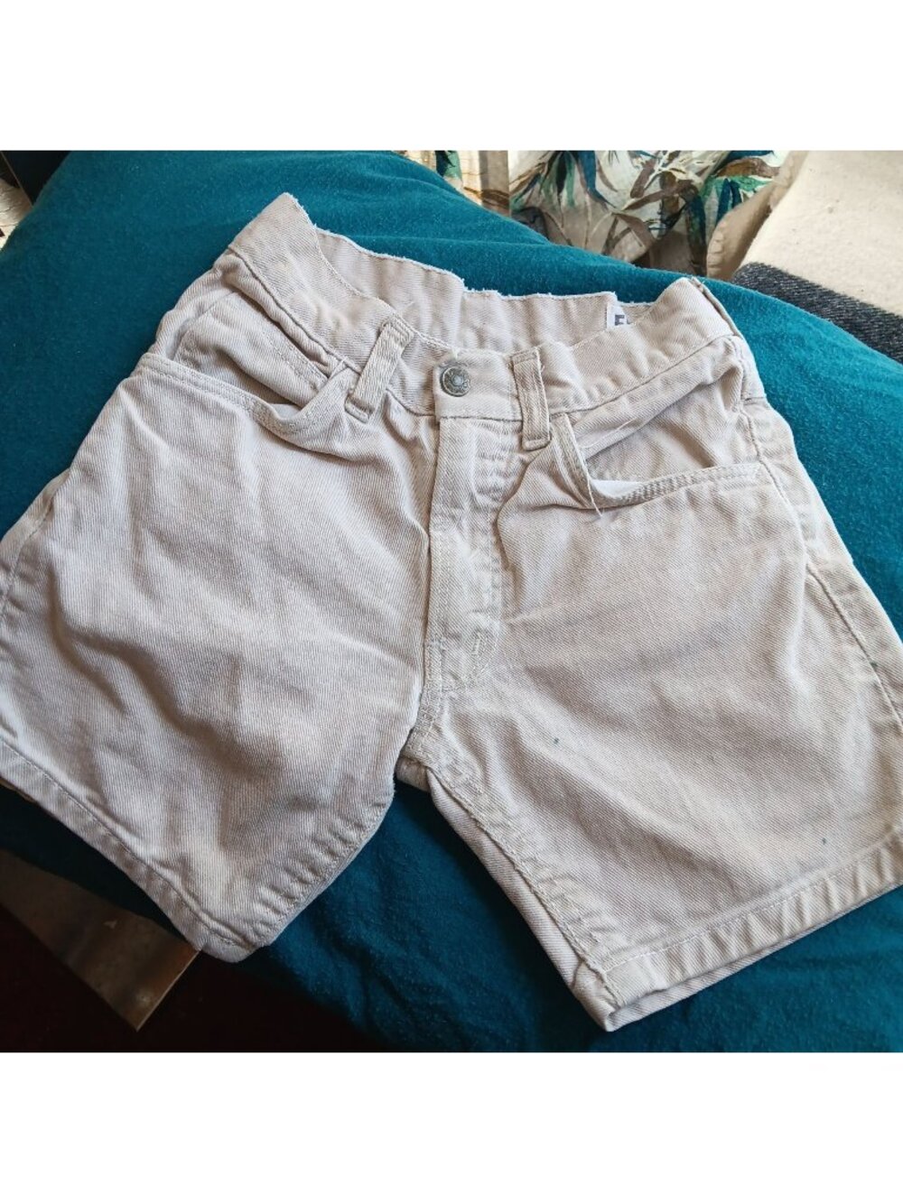 True Vintage Boys 6 Shorts 22W 22" 1970's Farah Cream Raw Denim Made In USA